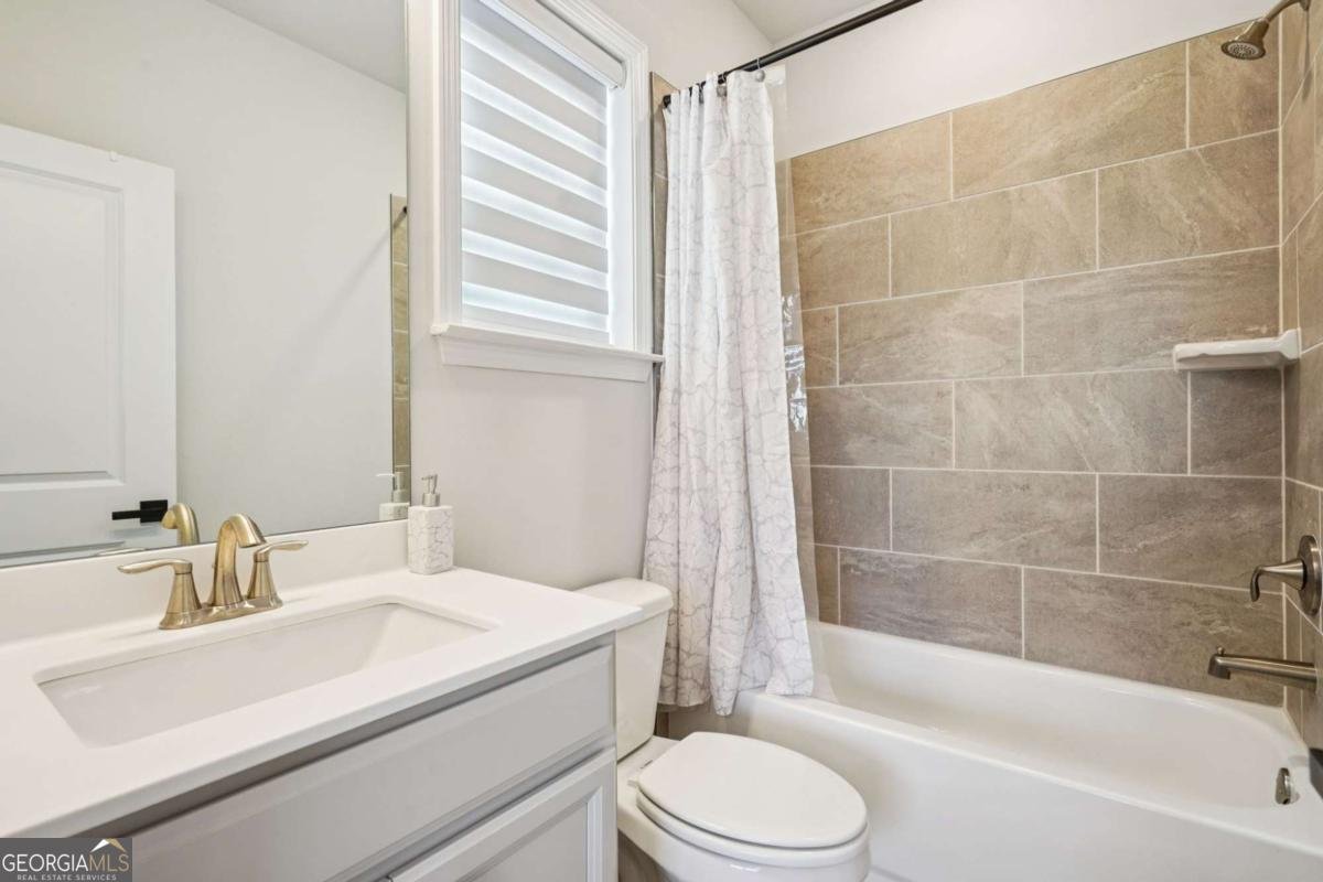 2424 Pinnae Place Buford - 17