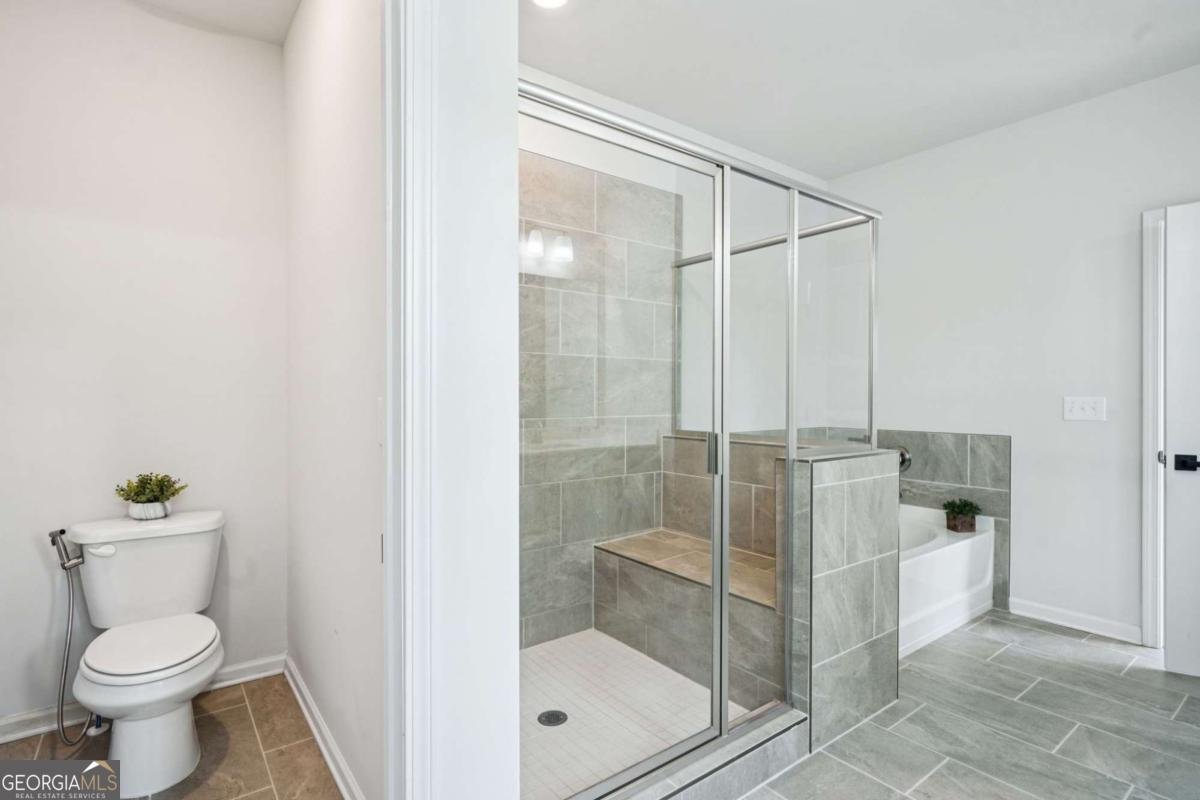 2424 Pinnae Place Buford - 33