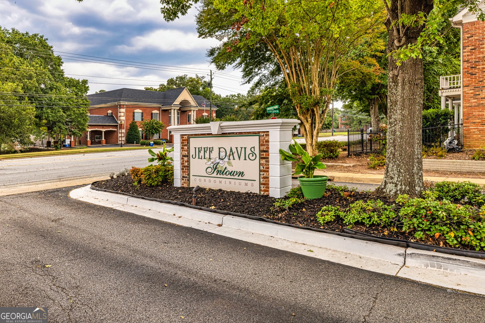 42 Intown Place Fayetteville - 4