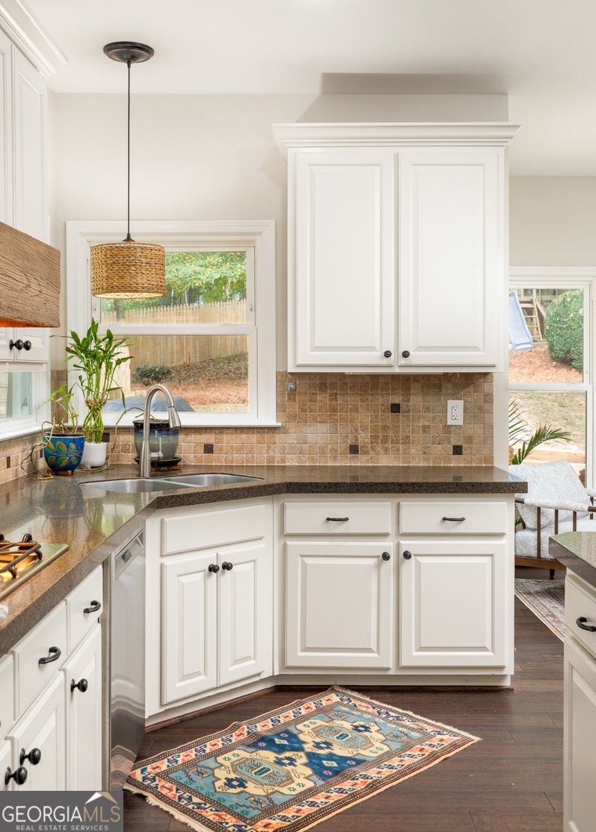 3342 Trails End Road Roswell - 15