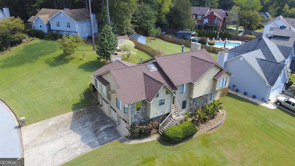 2067 York River Way Suwanee - 31