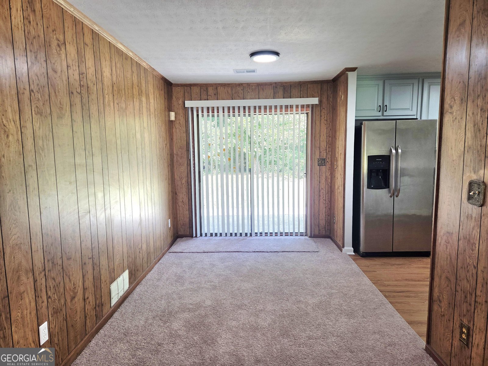8220 Englewood Trail Riverdale - 12