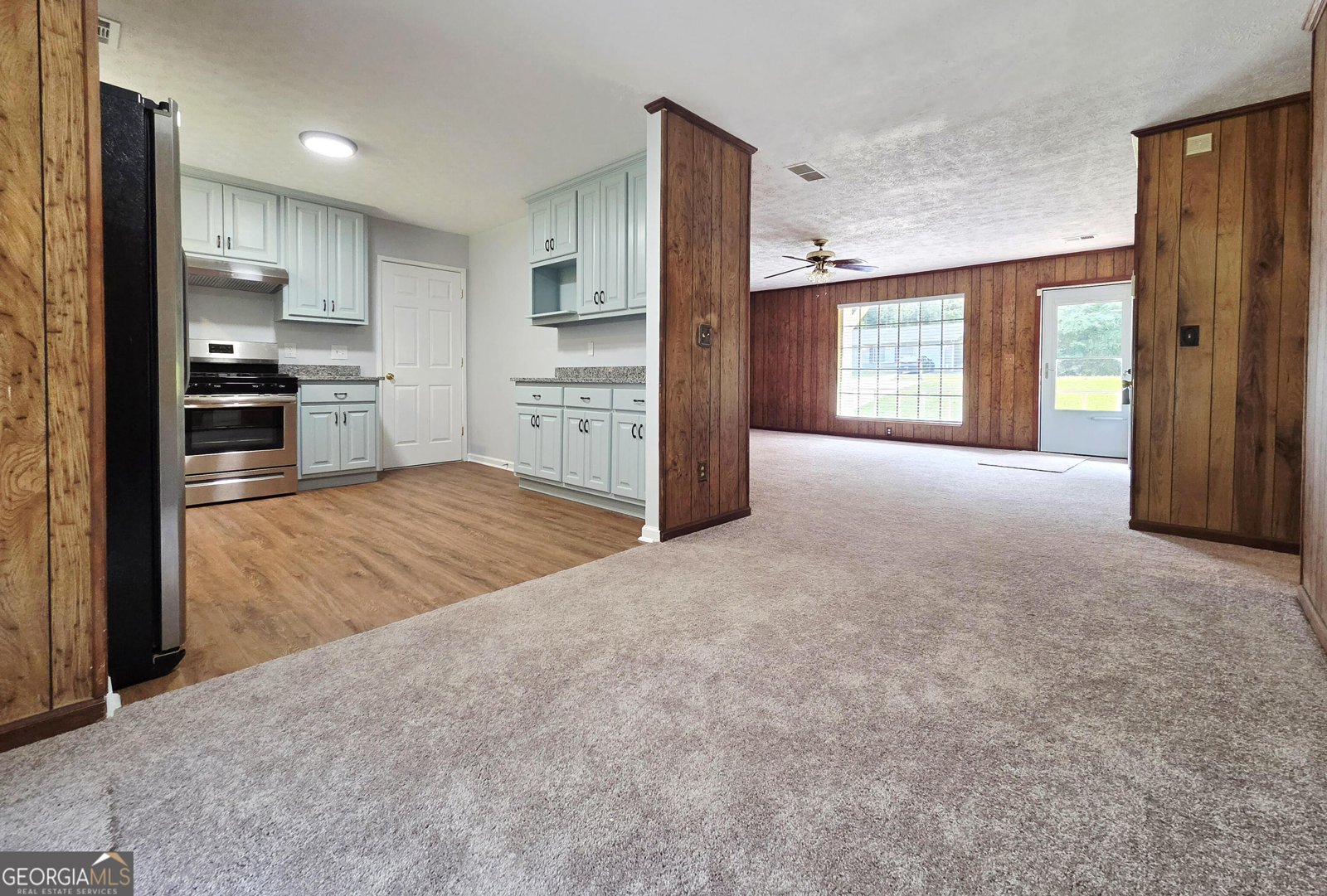 8220 Englewood Trail Riverdale - 13