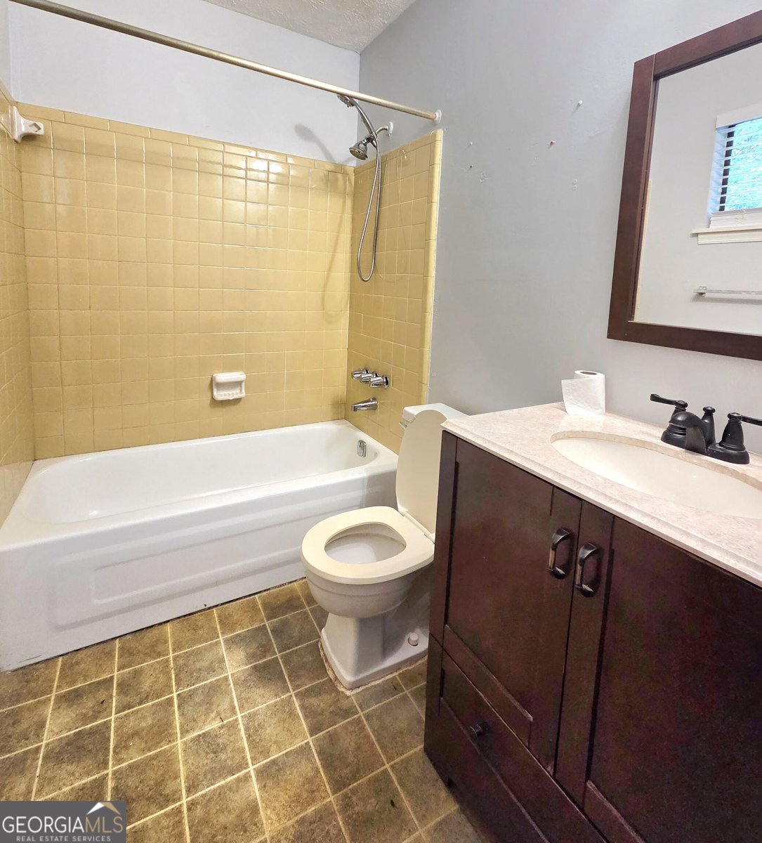 8220 Englewood Trail Riverdale - 23