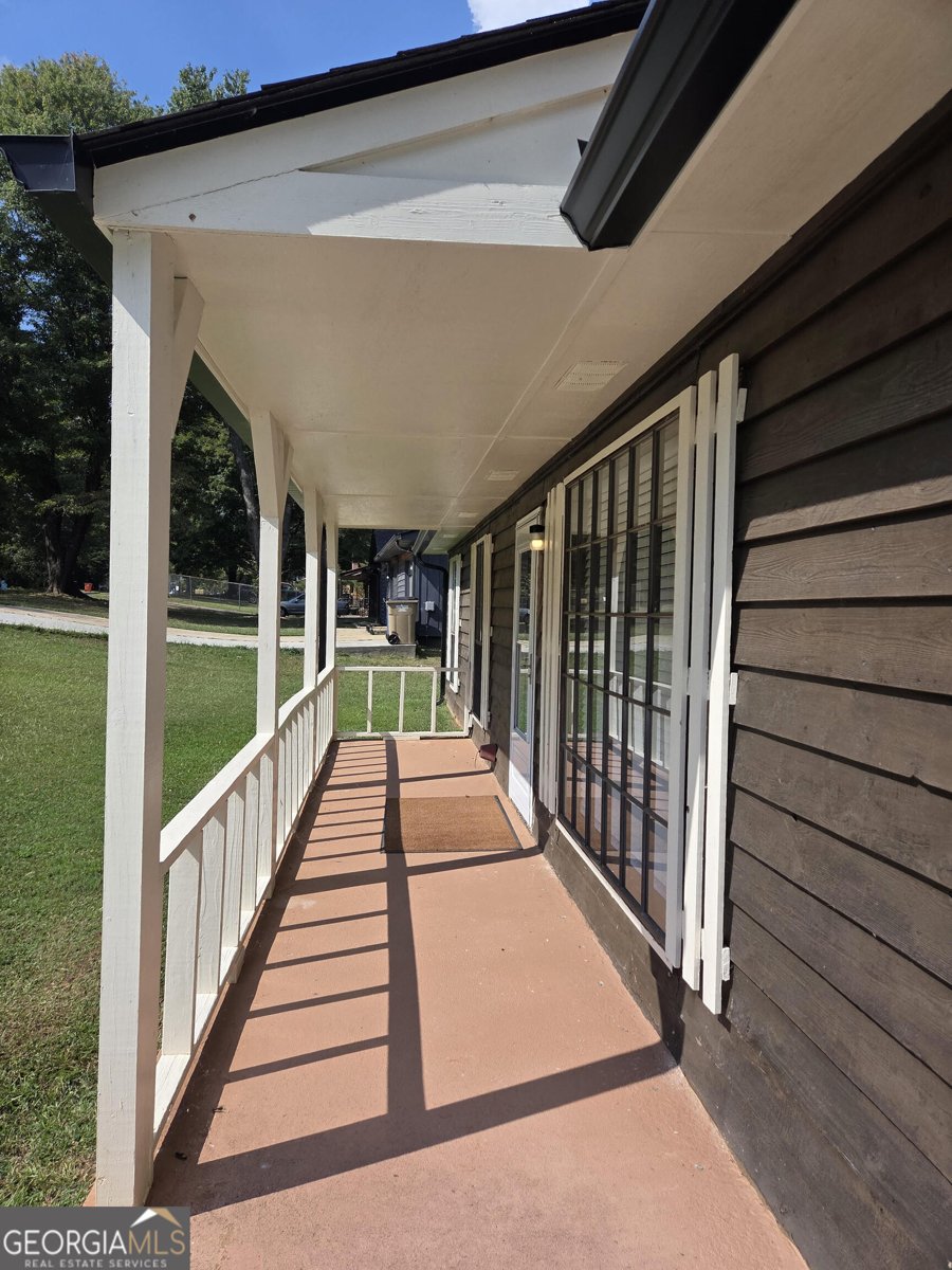 8220 Englewood Trail Riverdale - 3