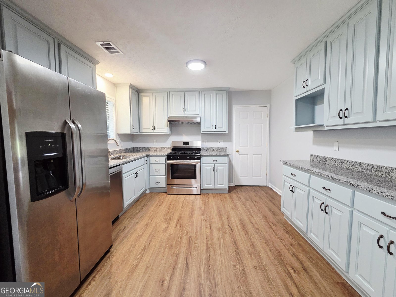 8220 Englewood Trail Riverdale - 9