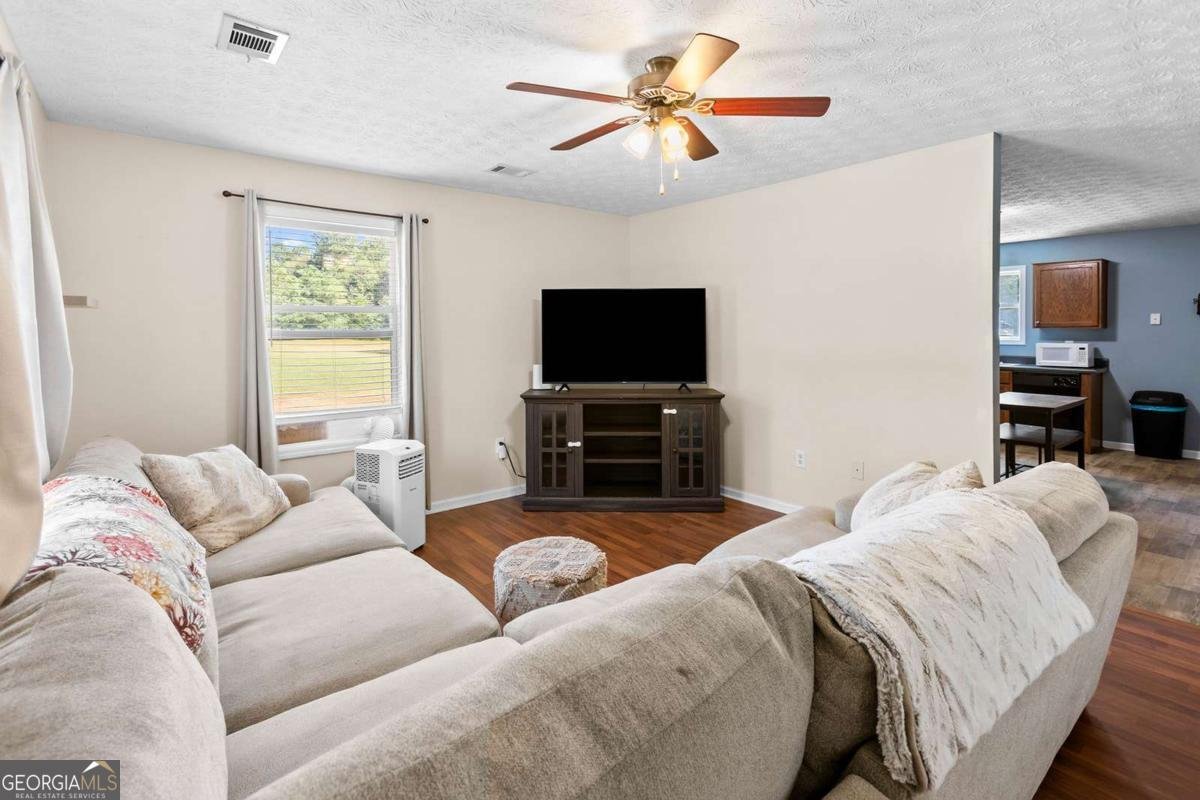 1280 Hill Street Comer - 5