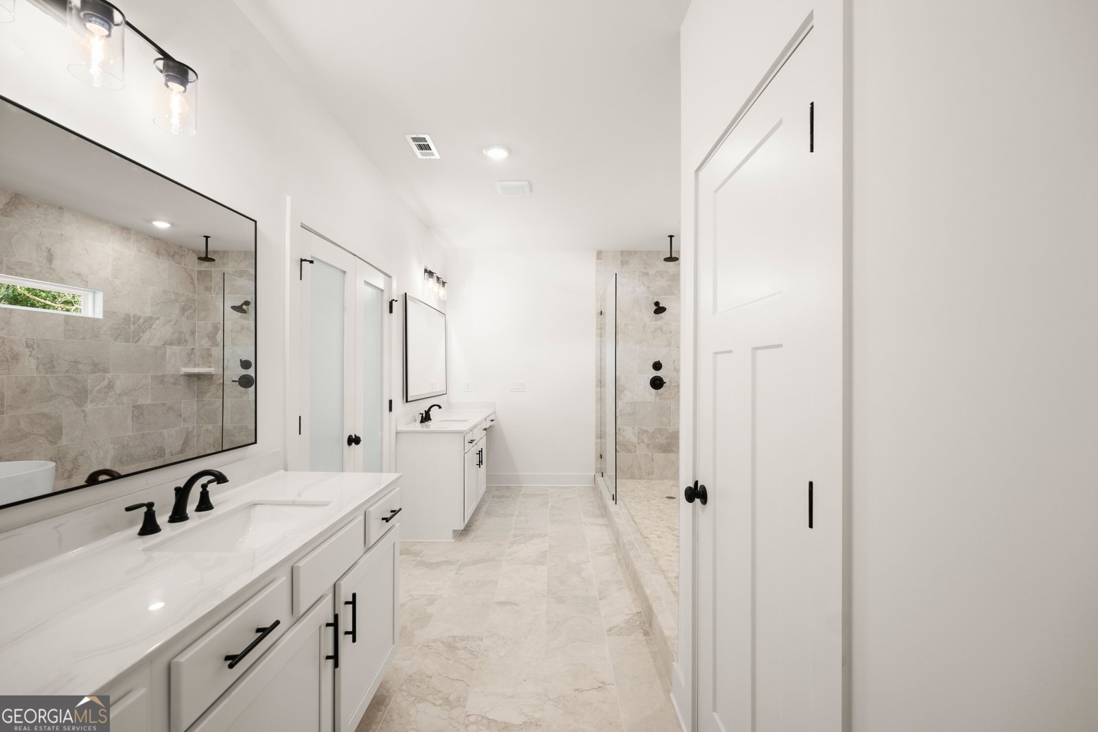 4939 Emory Griffin Road Gillsville - 32