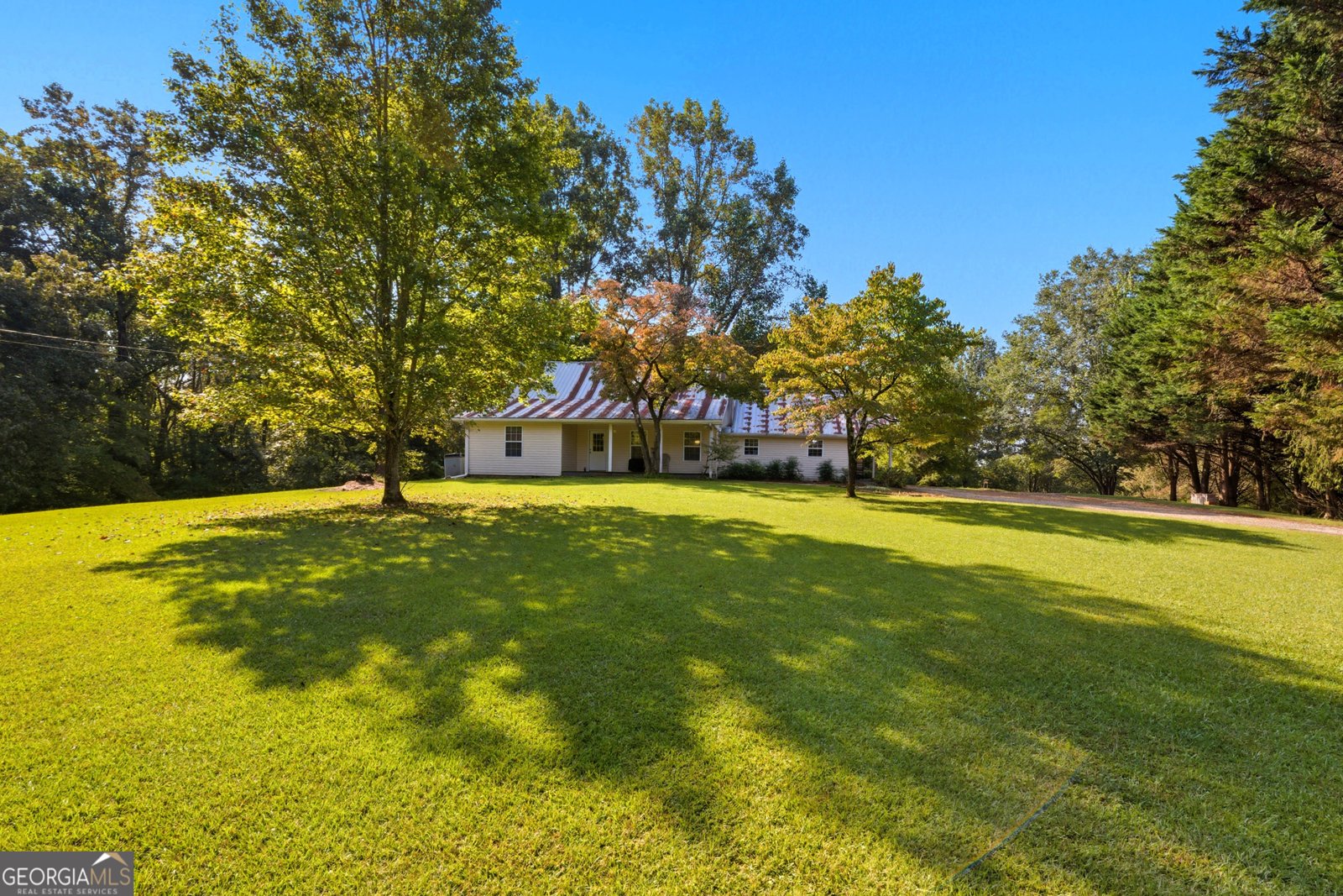 101 Dove Lane Clarkesville - 43