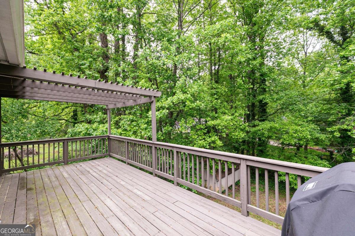 4065 Maxanne Drive Kennesaw - 25