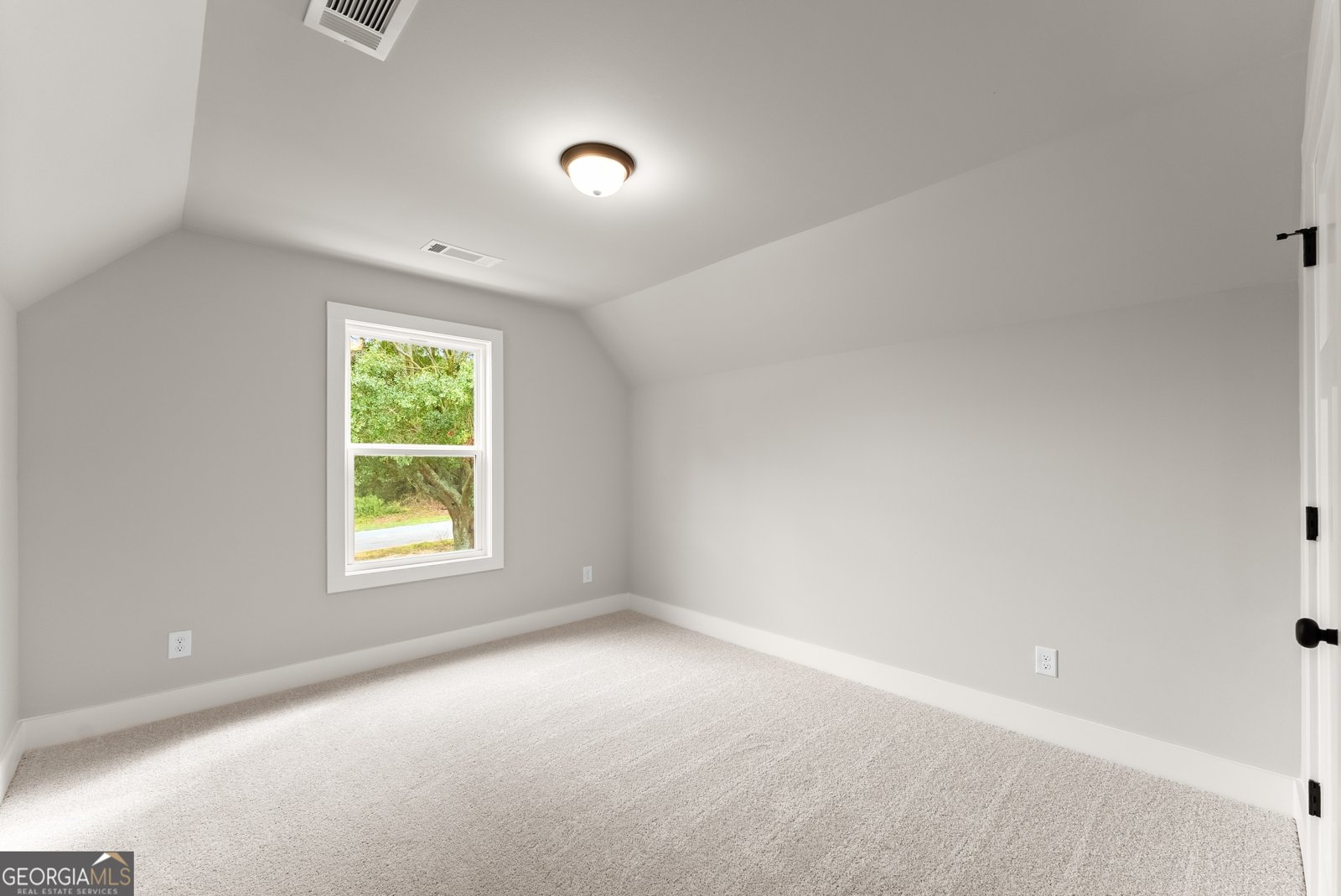 4292 Deadwyler Road Maysville - 37