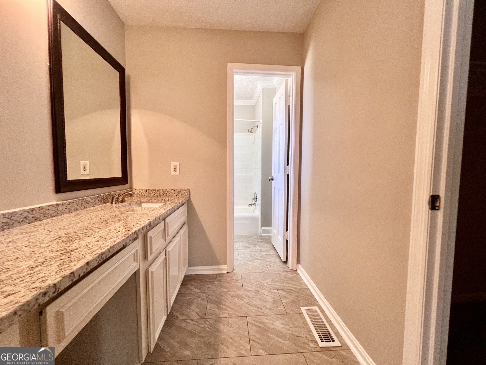 202 Lake Front Drive Warner Robins - 15