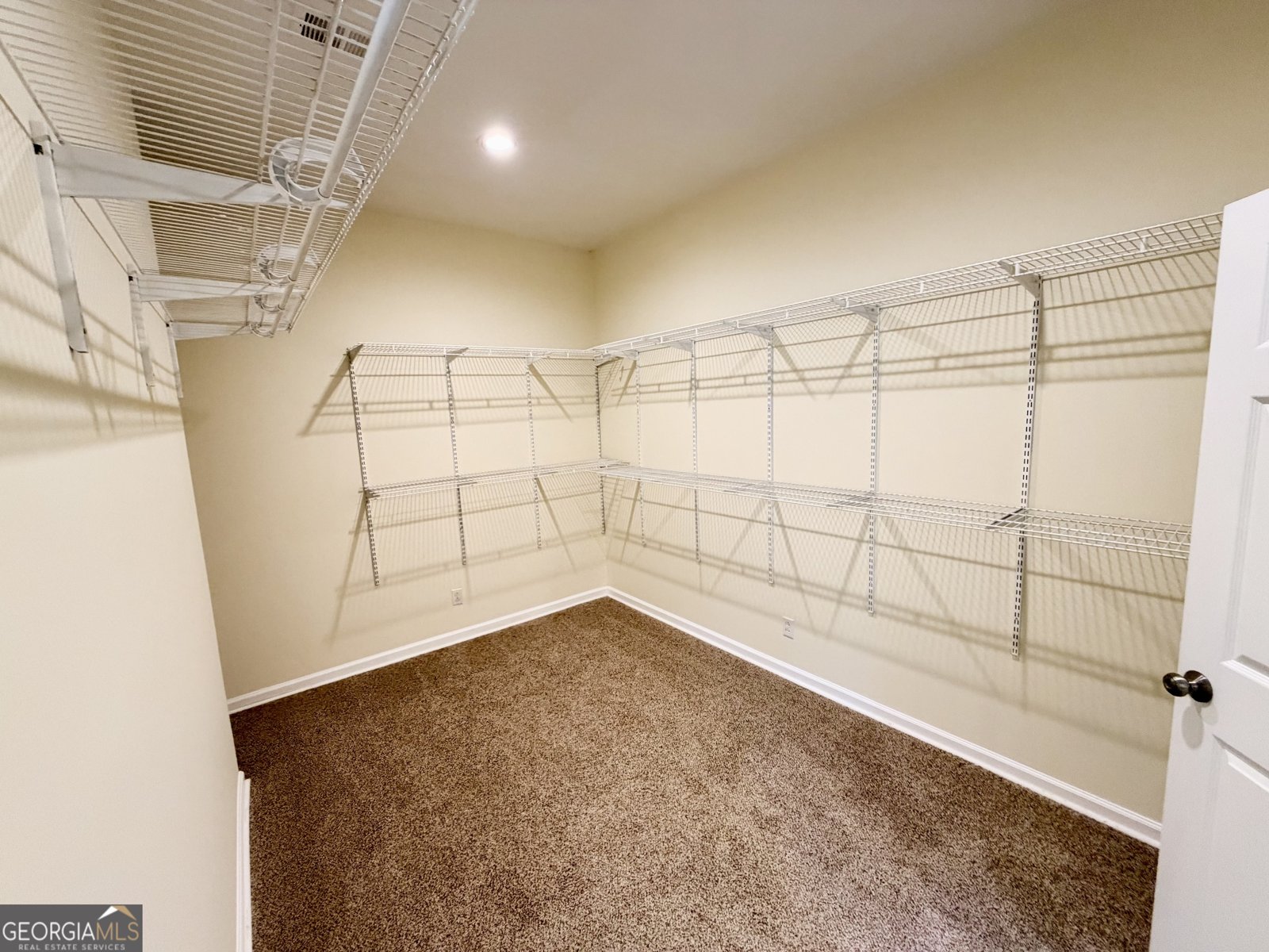 202 Lake Front Drive Warner Robins - 32