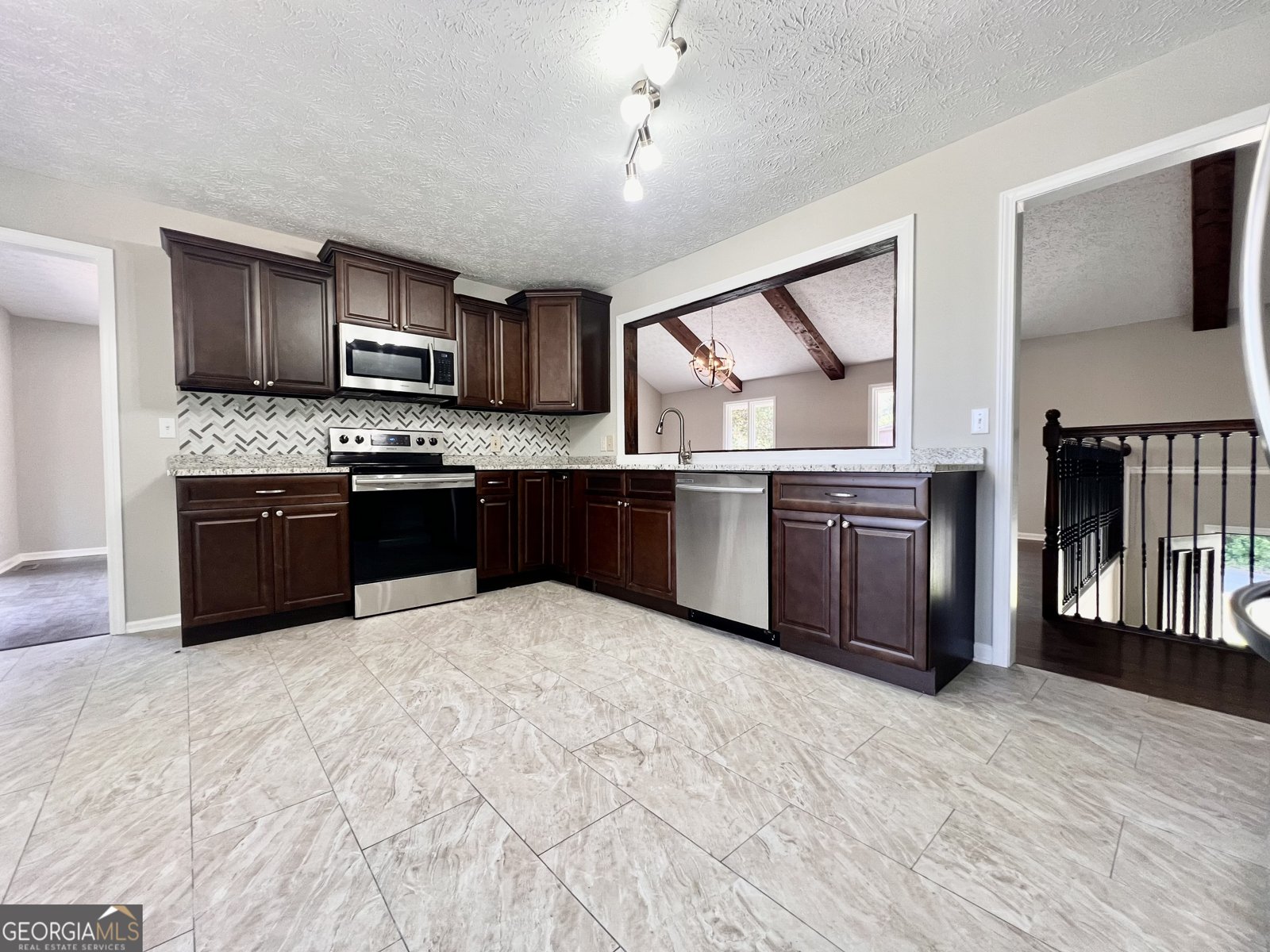 202 Lake Front Drive Warner Robins - 9