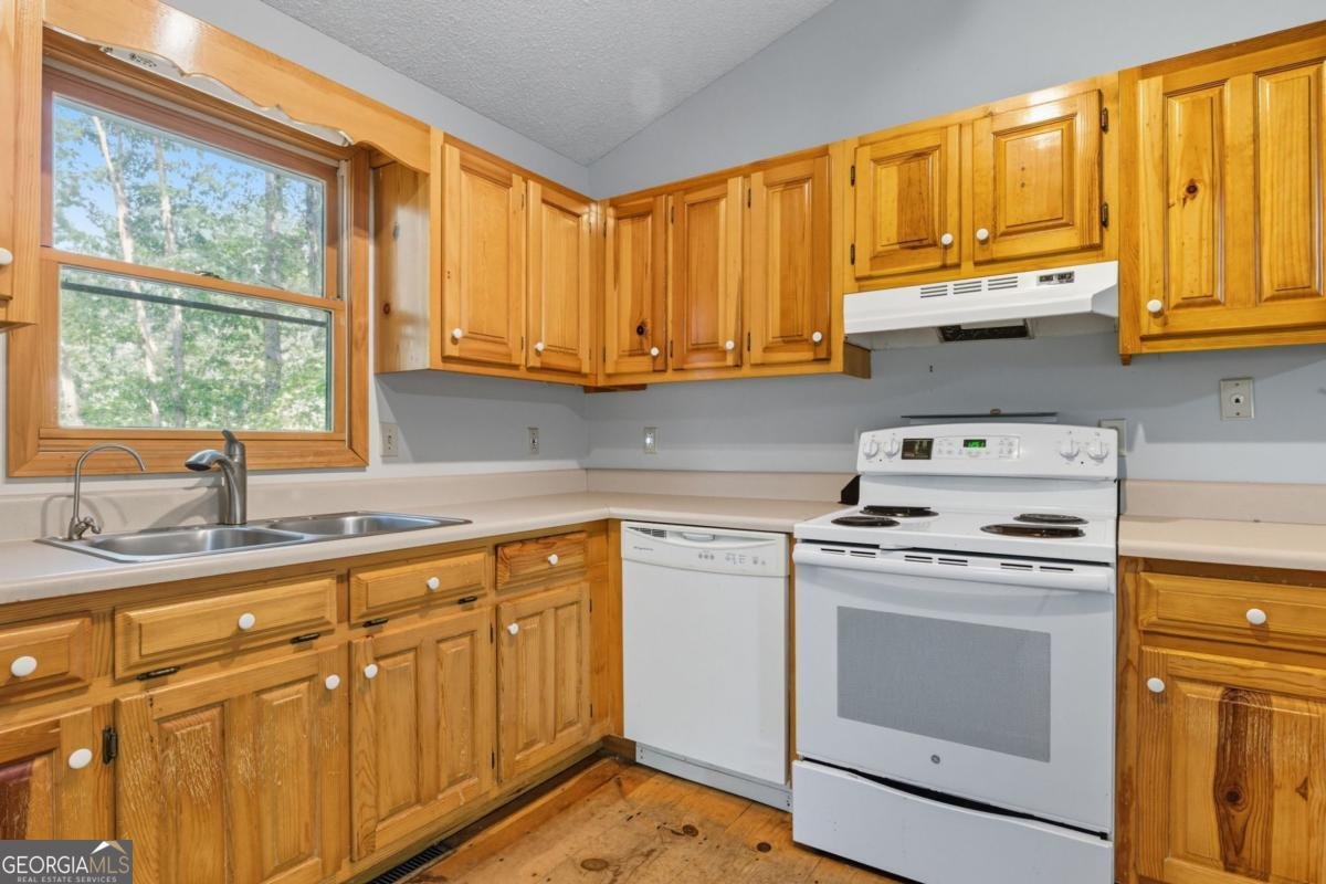 685 Riverview Drive Ellijay - 1