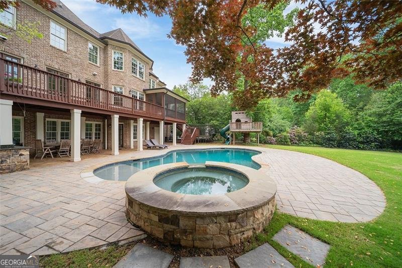 1740 Doncaster Drive Atlanta - 45