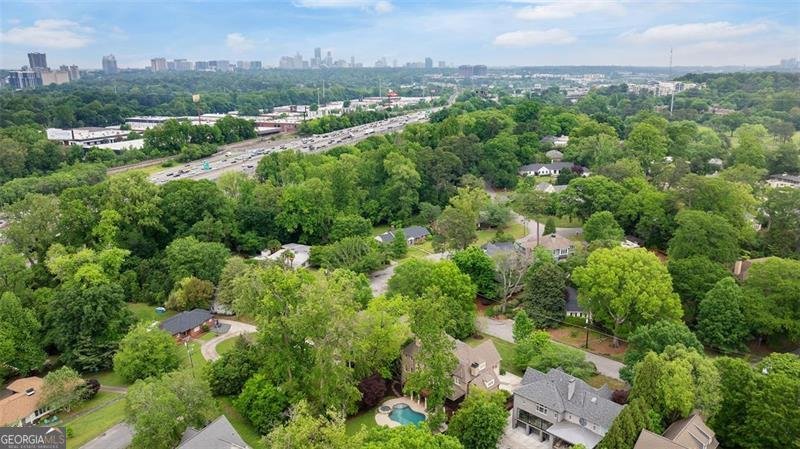 1740 Doncaster Drive Atlanta - 60