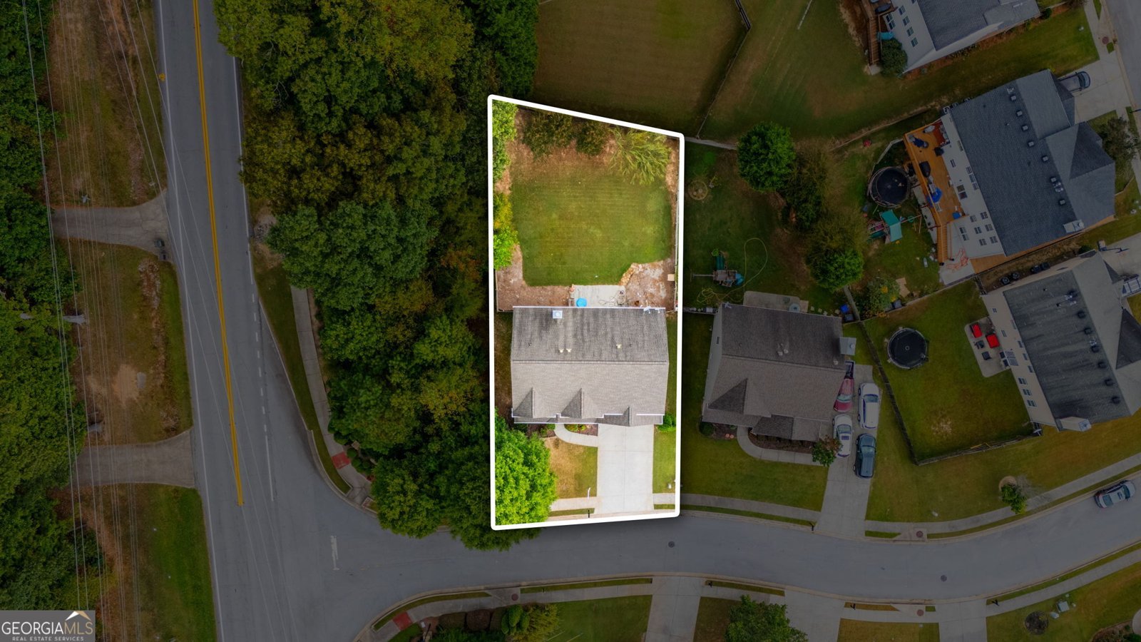 6223 Sapphire Court Sugar Hill - 2