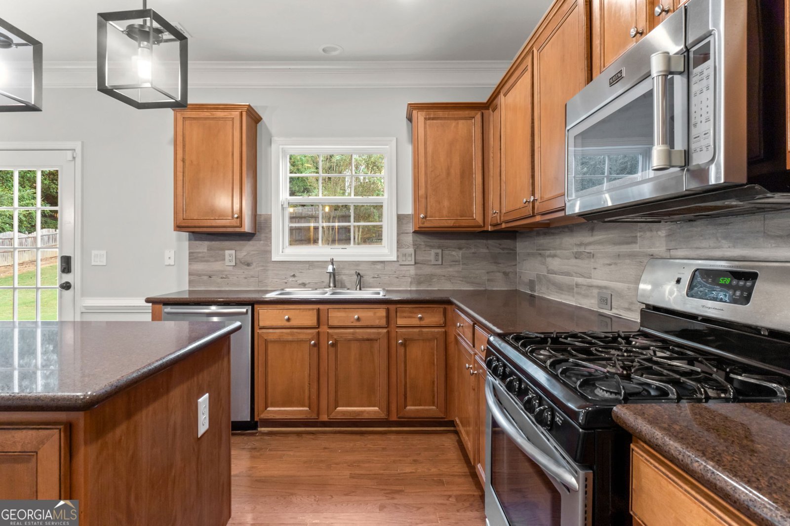 6223 Sapphire Court Sugar Hill - 26