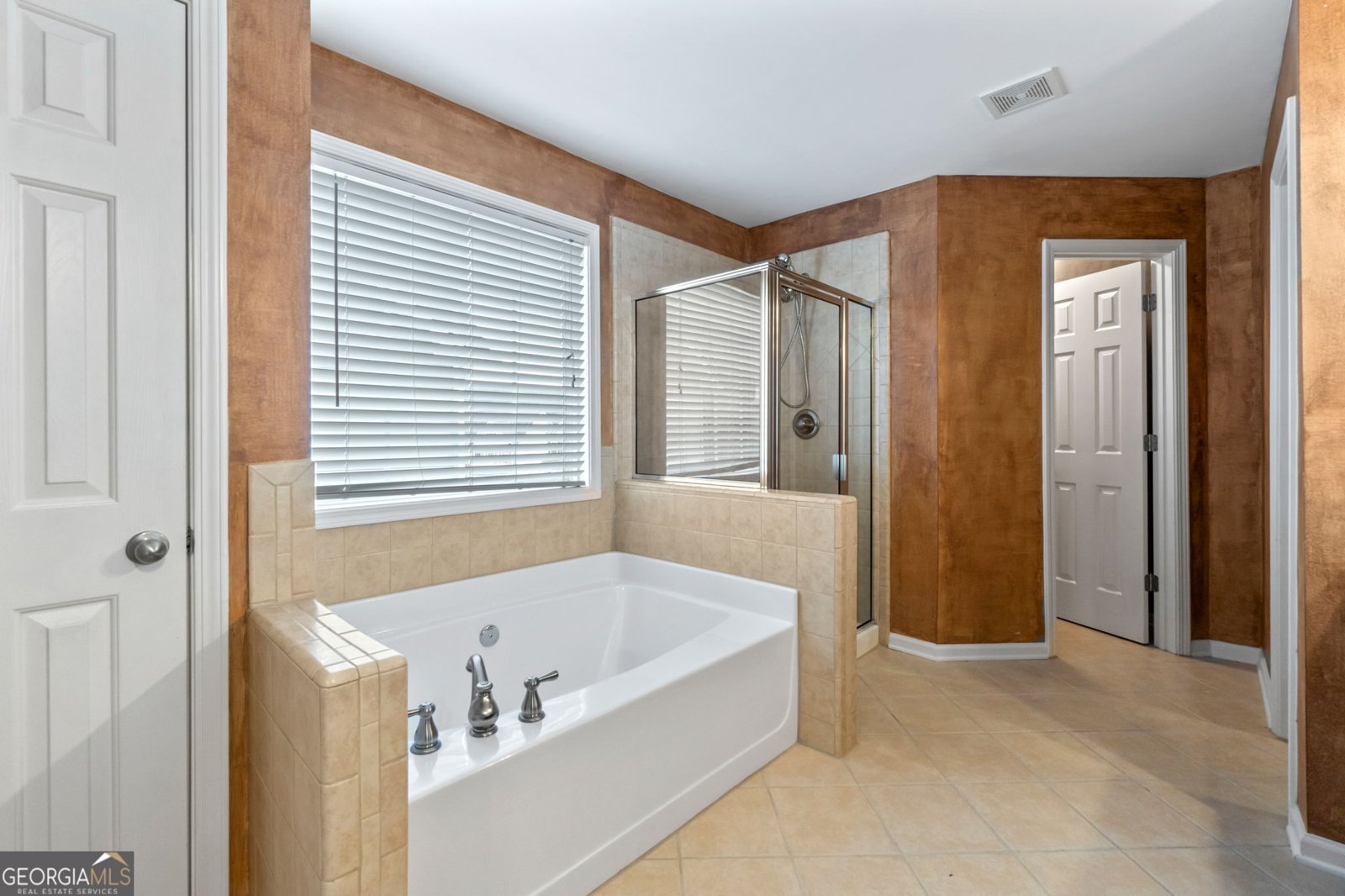 6223 Sapphire Court Sugar Hill - 36