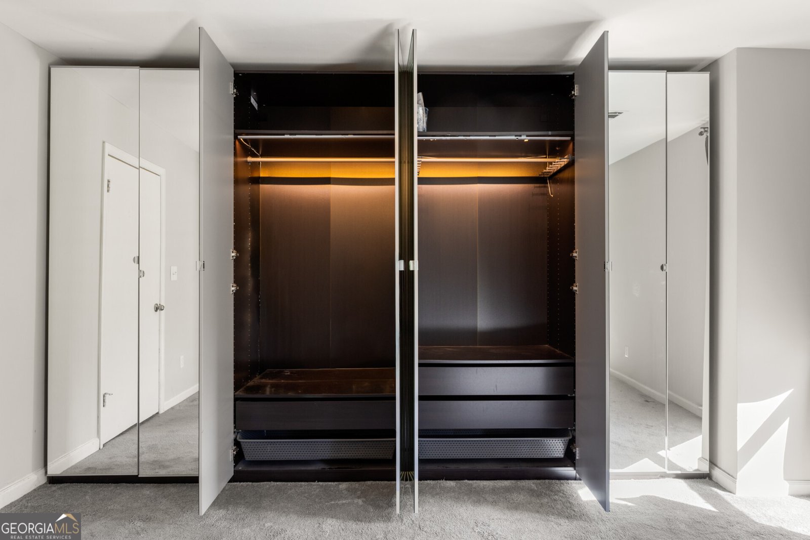 1105 Riverbend Club Drive Atlanta - 19