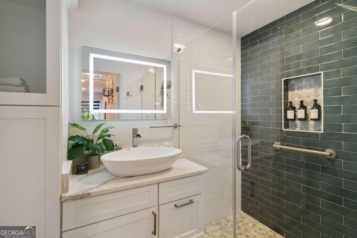 4909 Glenwhite Drive Duluth - 28