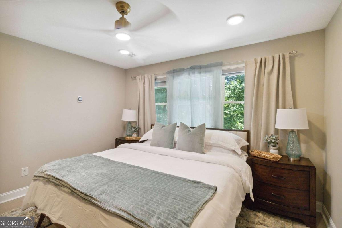 4909 Glenwhite Drive Duluth - 30