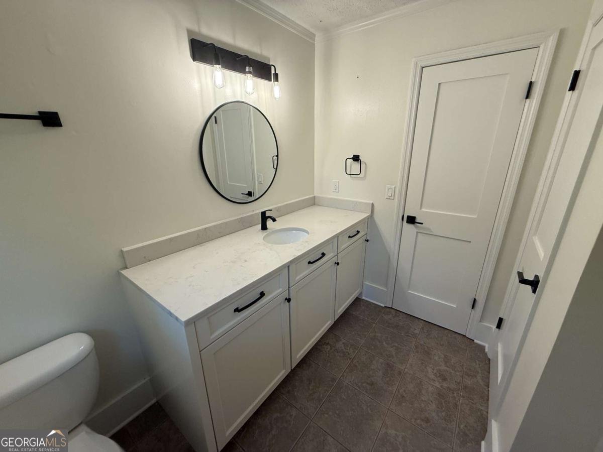 303 Council Bluff Woodstock - 17