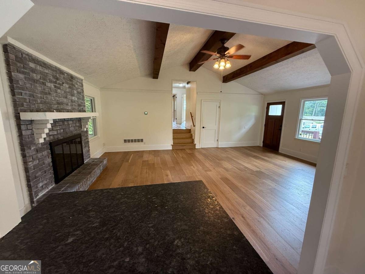 303 Council Bluff Woodstock - 4