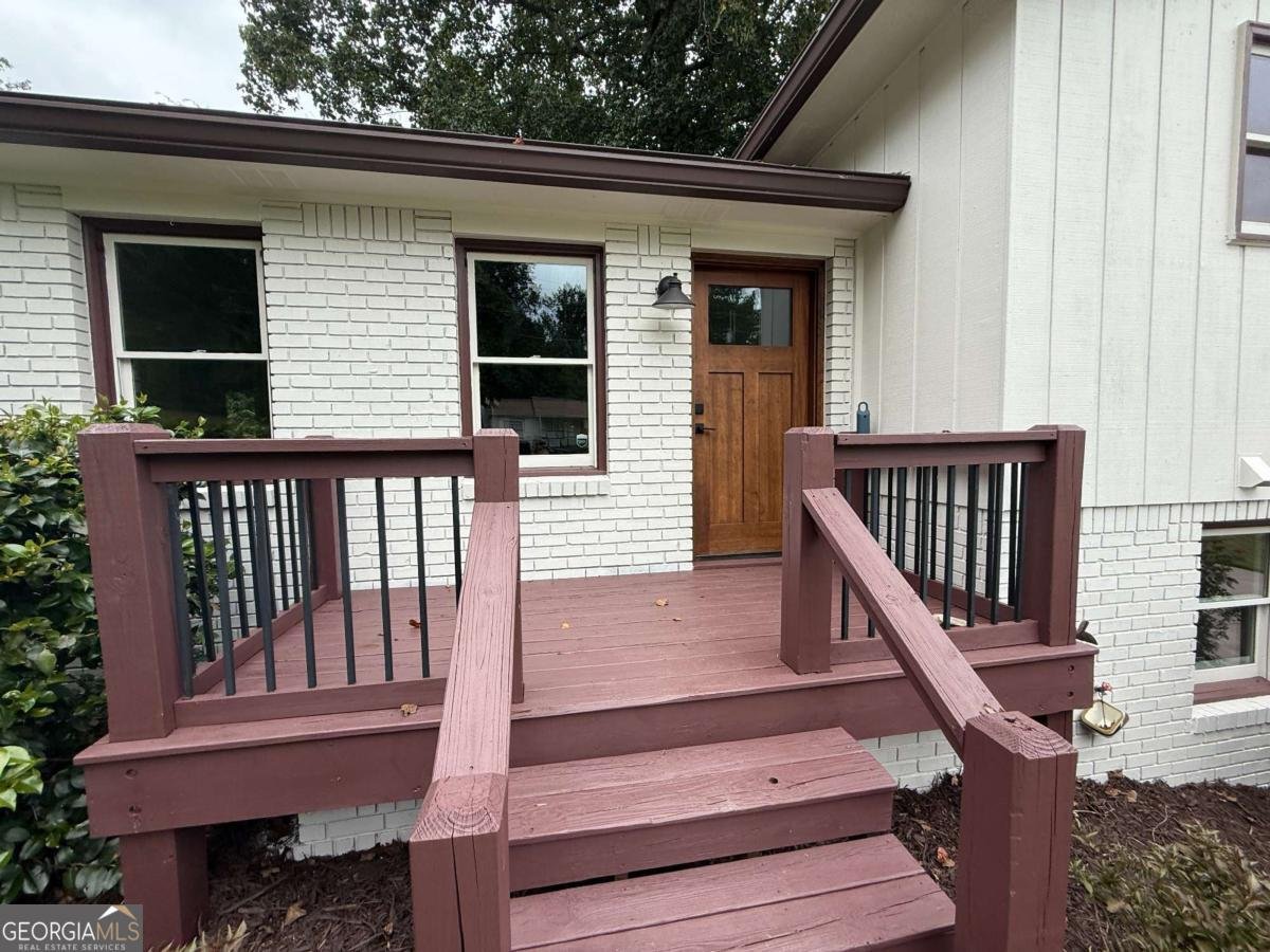 303 Council Bluff Woodstock - 8