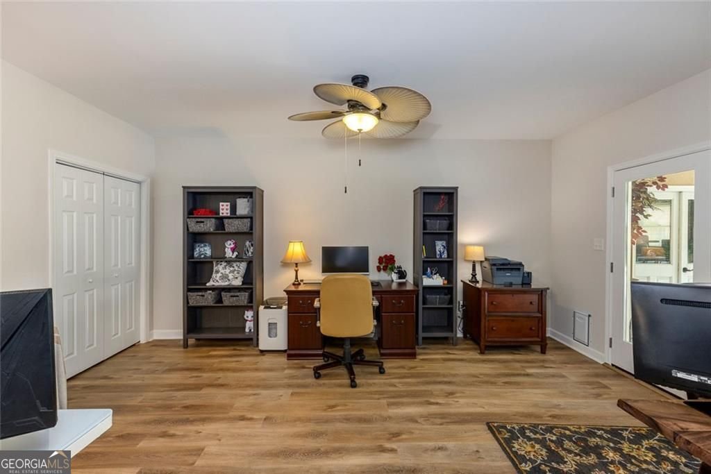 2010 Stonehedge Road Roswell - 34