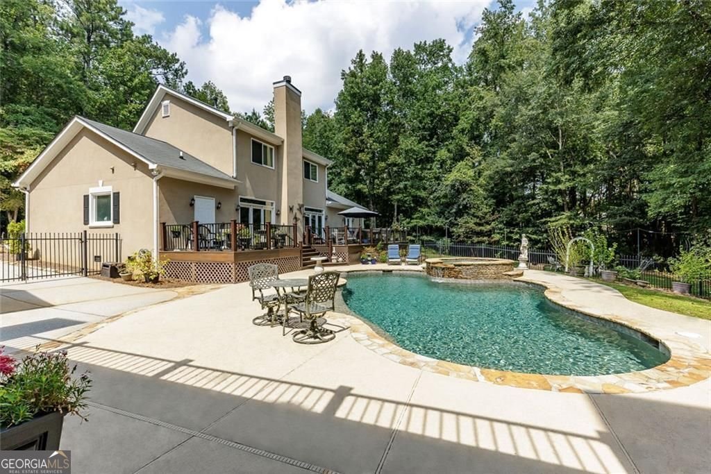 2010 Stonehedge Road Roswell - 40