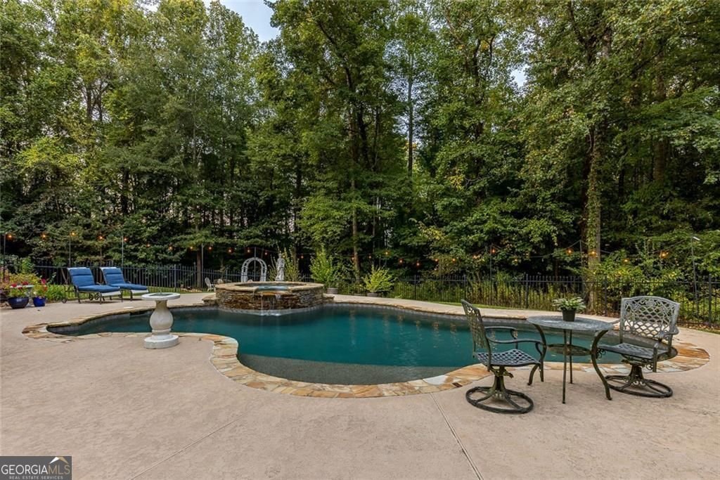 2010 Stonehedge Road Roswell - 78
