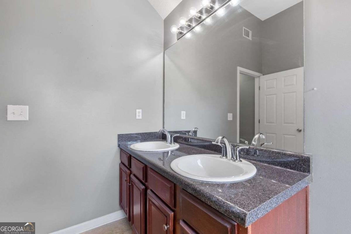 1027 WINDING WOODS Trail Conyers - 34