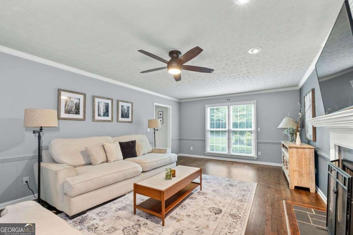 4717 Crest Knoll Drive Mableton - 13