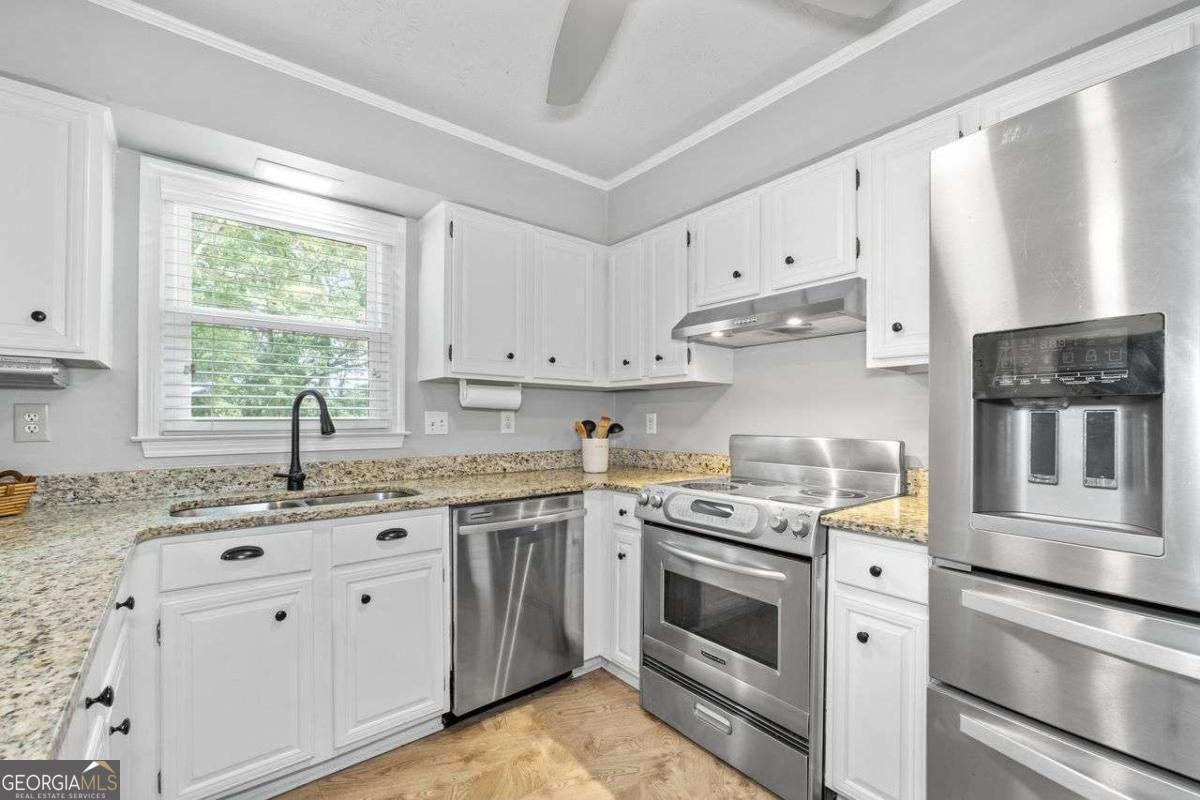 4717 Crest Knoll Drive Mableton - 16