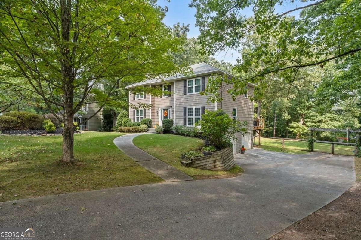 4717 Crest Knoll Drive Mableton - 2