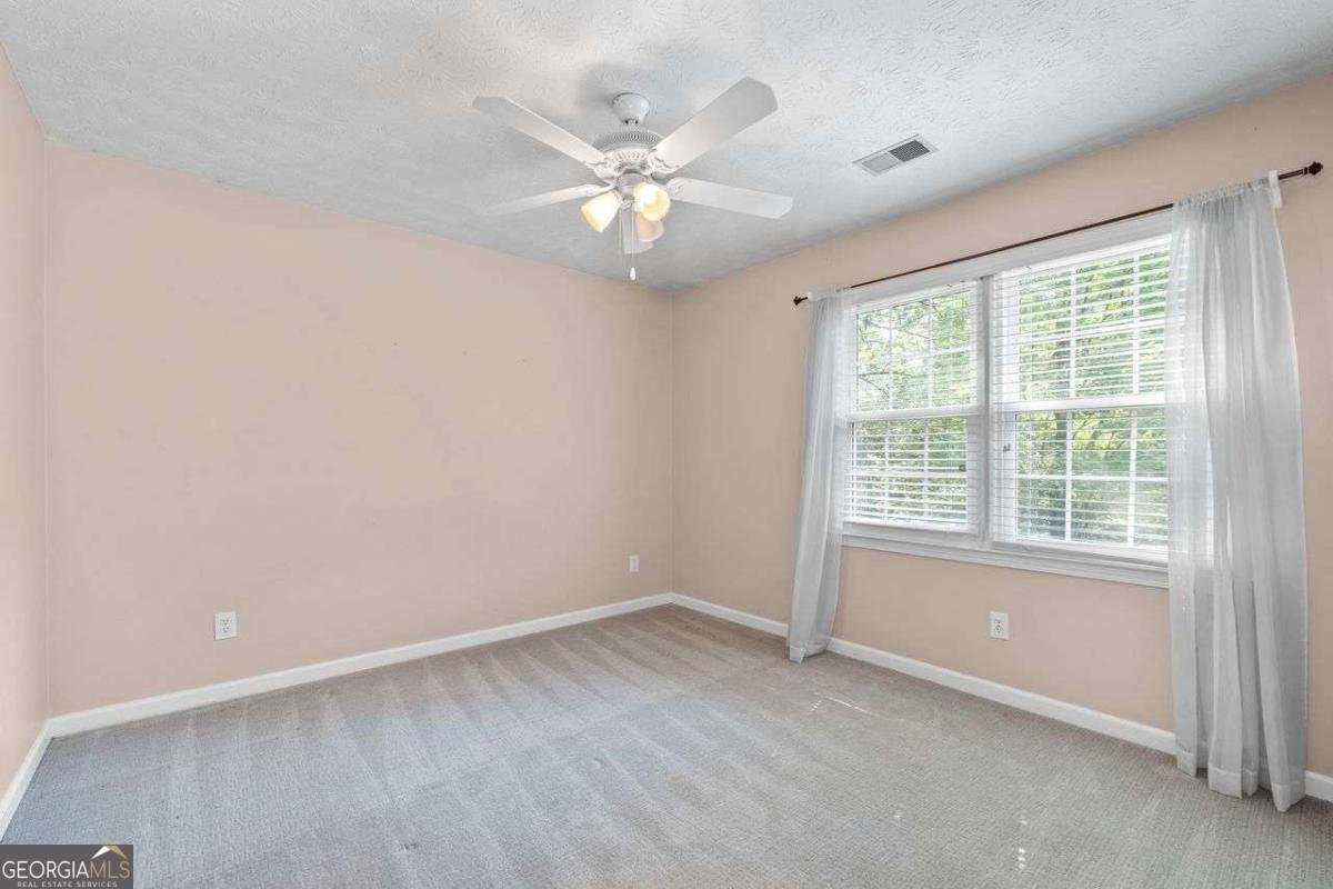 4717 Crest Knoll Drive Mableton - 24