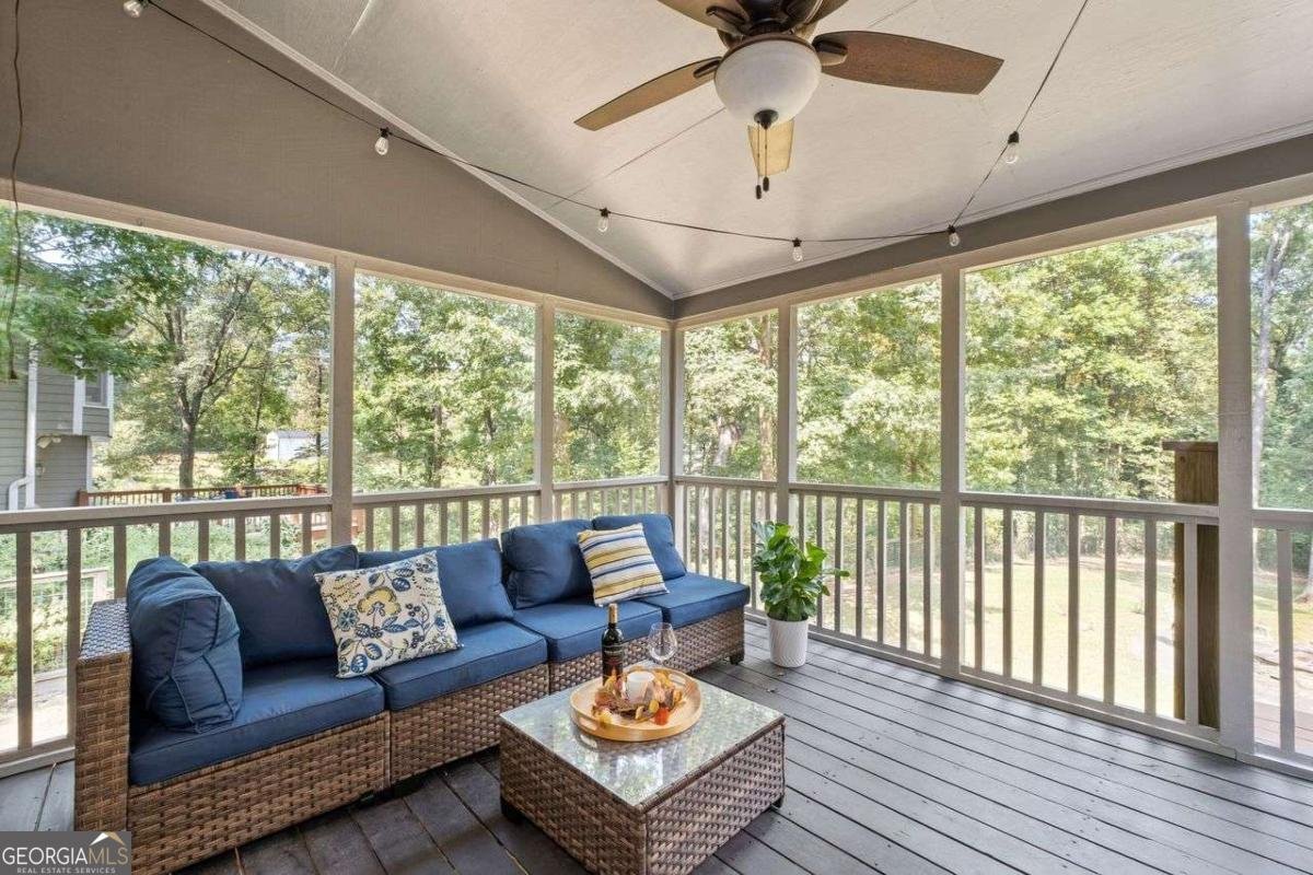 4717 Crest Knoll Drive Mableton - 31