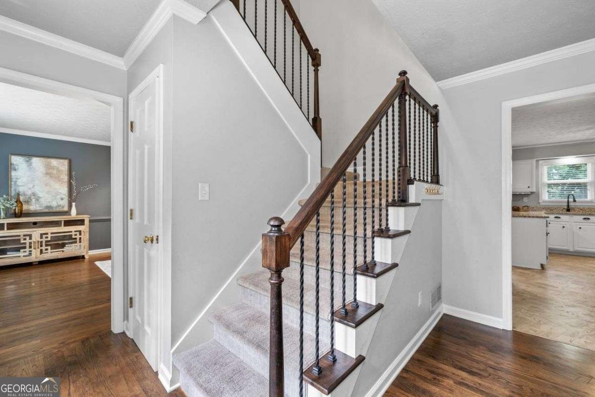 4717 Crest Knoll Drive Mableton - 5