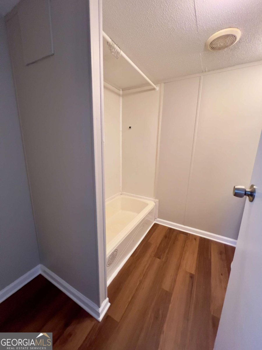 2369 Talmadge Road Hampton - 9