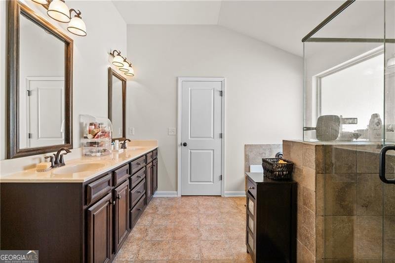 601 Stream Court Fairburn - 13