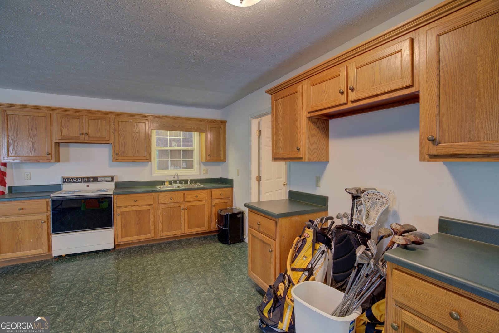 2011 Bailey Road Aragon - 48