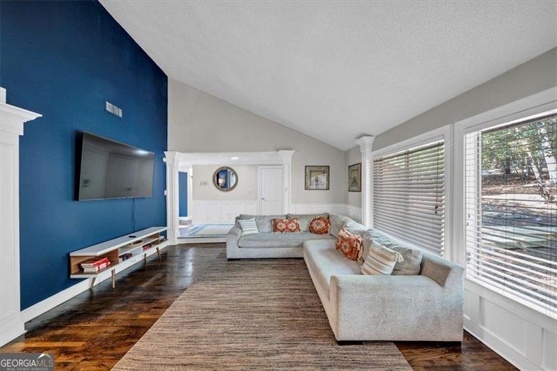 924 MODEL Stone Mountain - 2