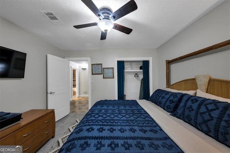 924 MODEL Stone Mountain - 34
