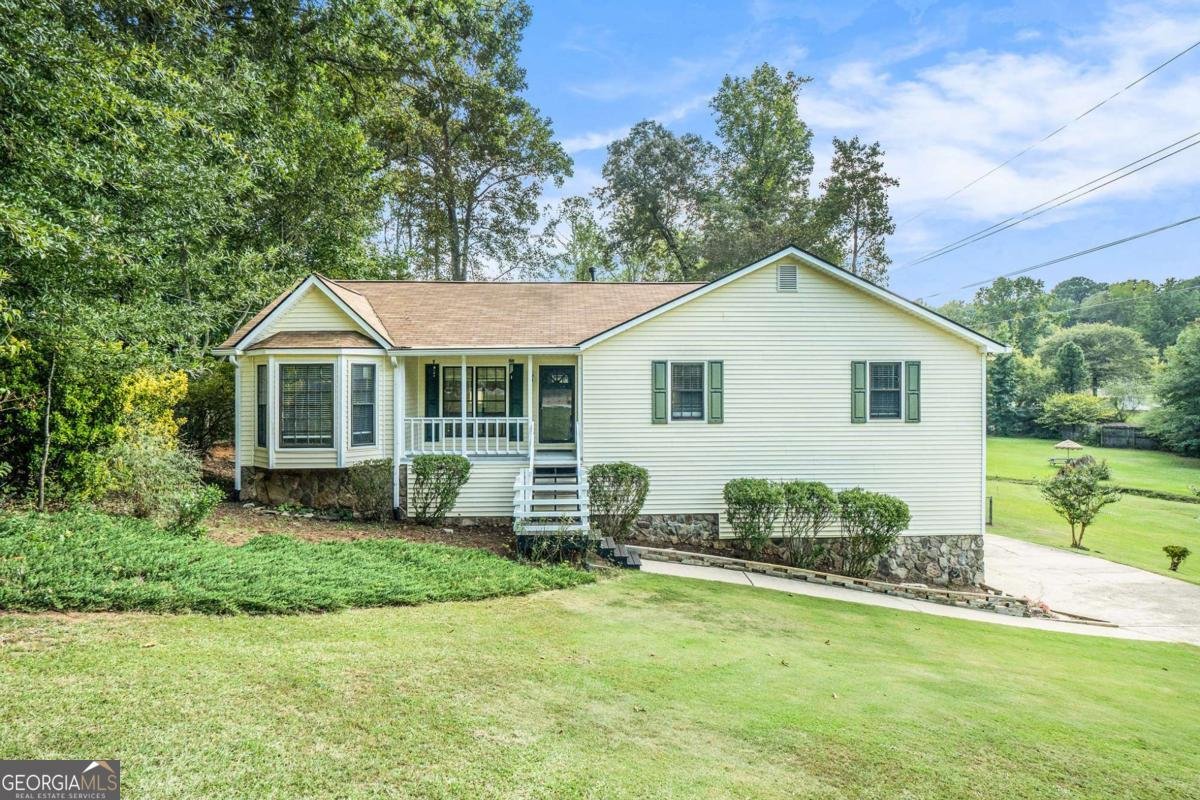 1264 Pine Creek Drive Woodstock - 1