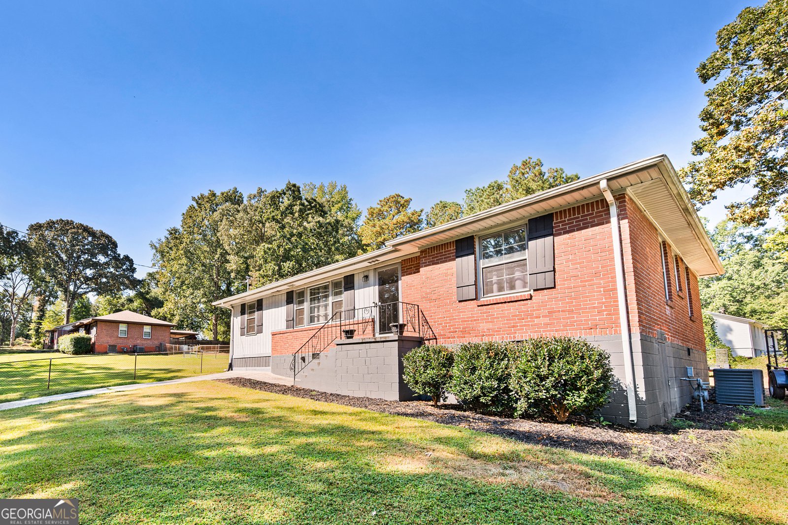 6419 Arthur Drive Lithia Springs - 6