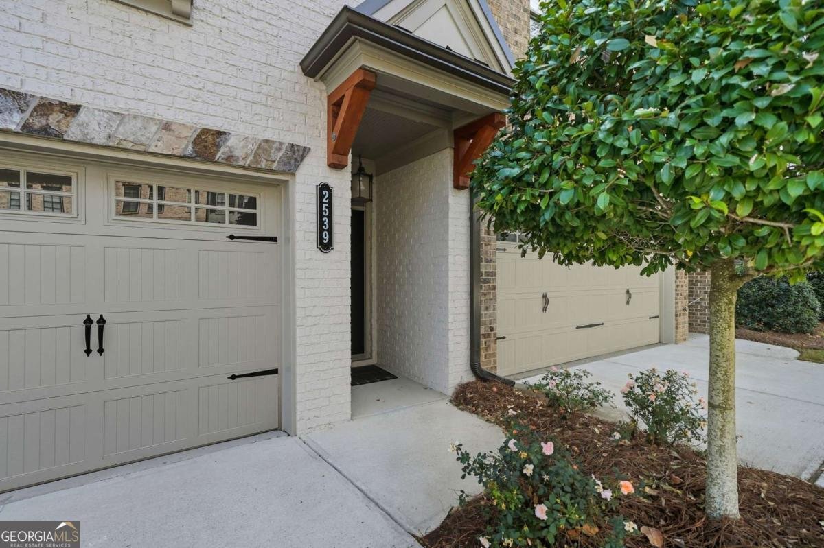 2539 Skyland Drive Brookhaven - 4