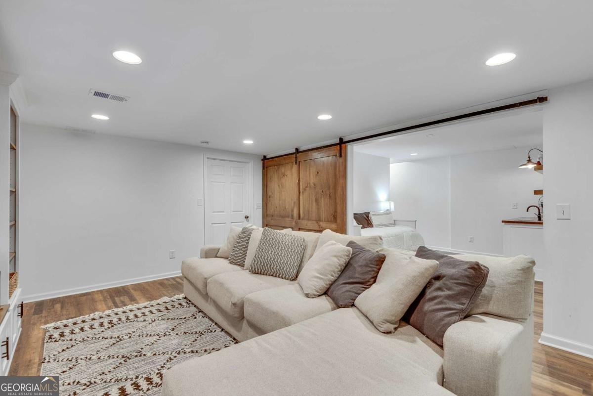 306 Glenvale Place Canton - 33