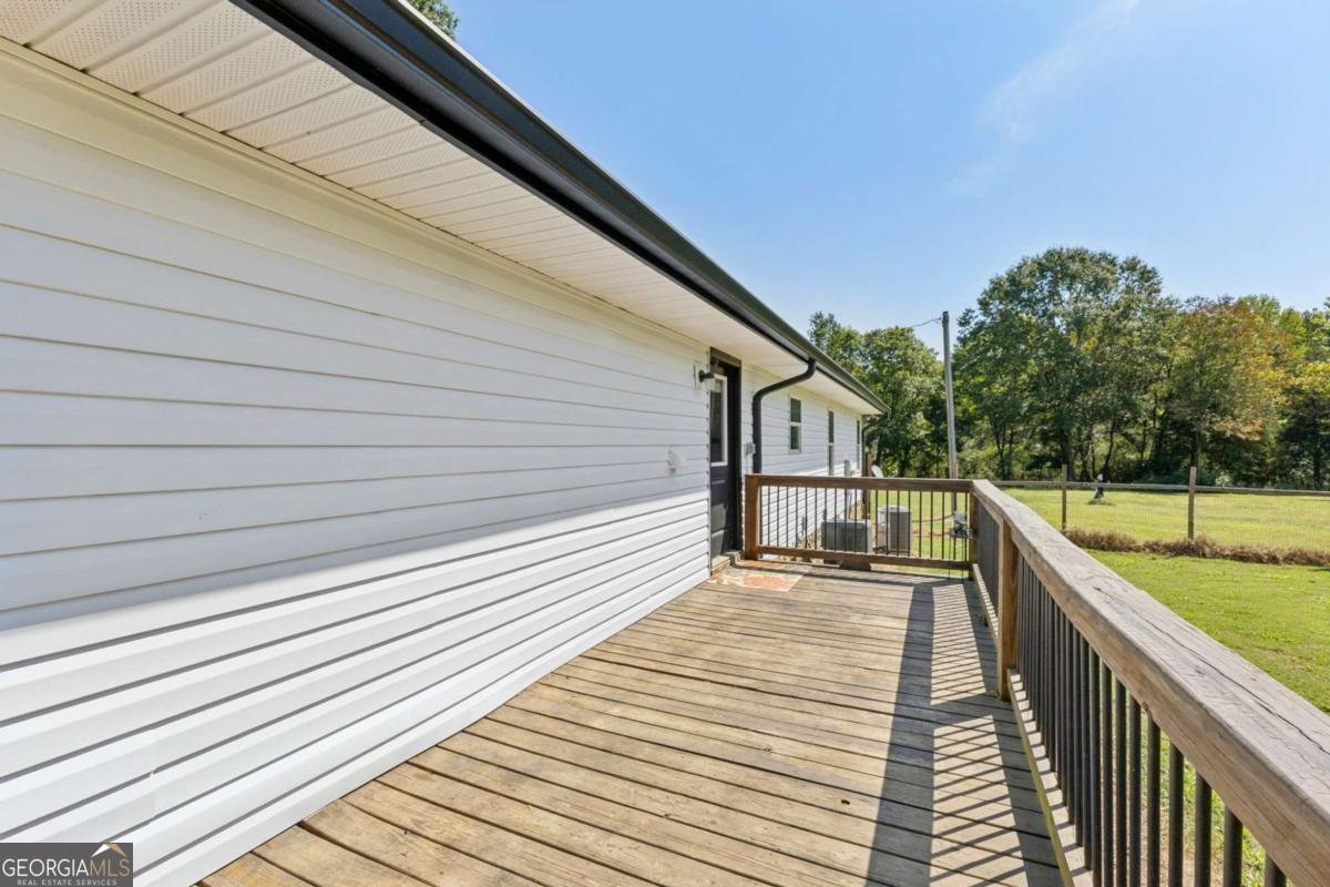 1845 Old Stagecoach Road Carnesville - 30